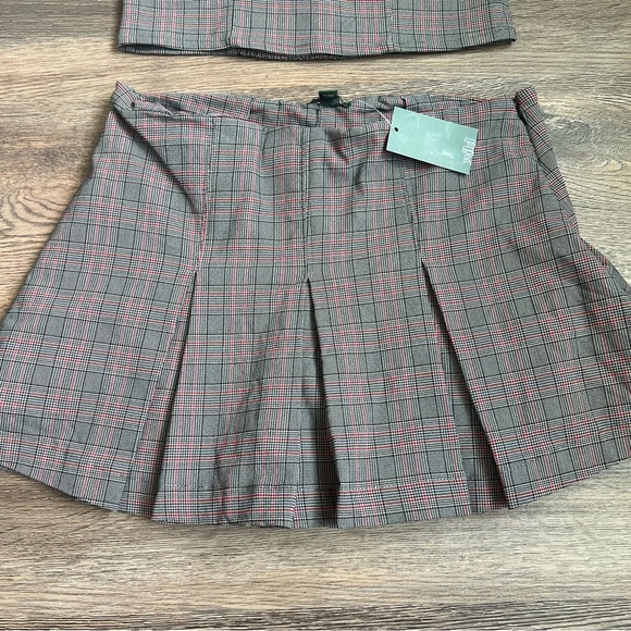 Wild Fable Plaid Pleated Top and Skort Set - Picture 5 of 7